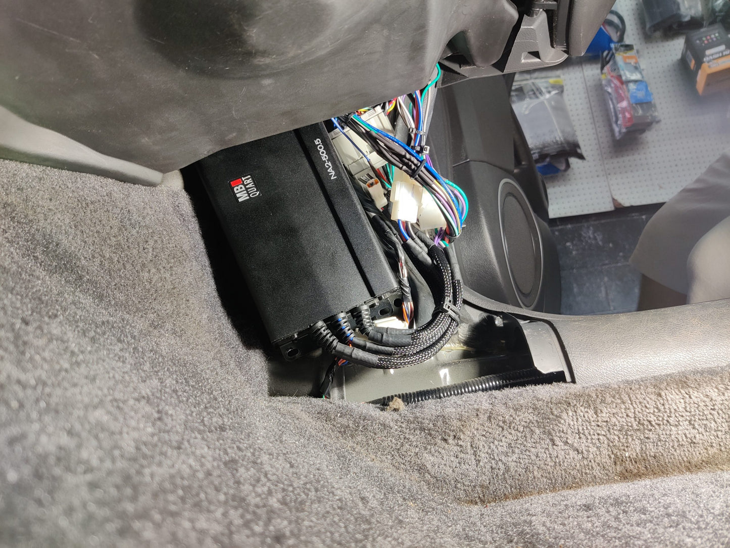 Acura TL 5 Channel Plug and Play Amplifier